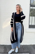 Selena Chunky Cardi - Black/White