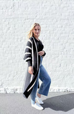 Selena Chunky Cardi - Black/White